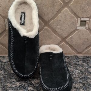 Sorel Black Suede Slippers with Cream Lining